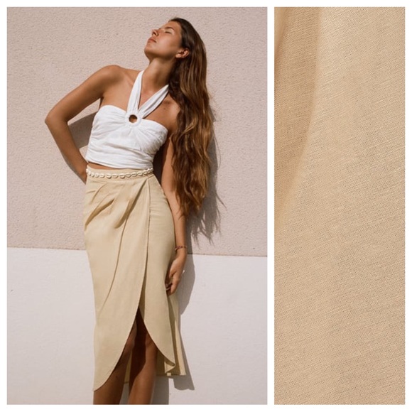 NWT. Zara Beige Seashell Detailing High-Waist Midi Skirt with Slit. Size S. - Picture 1 of 9
